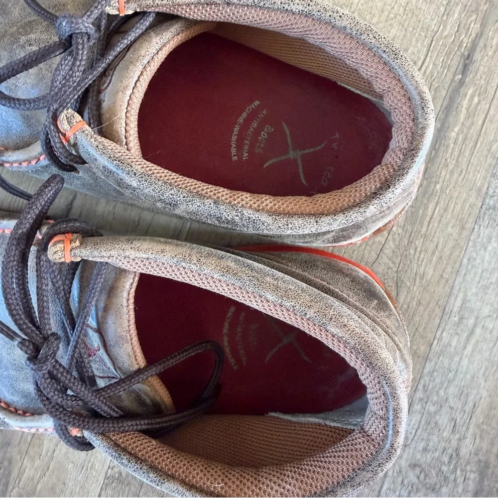 Twisted X Men's Brown & Orange Driving Moc